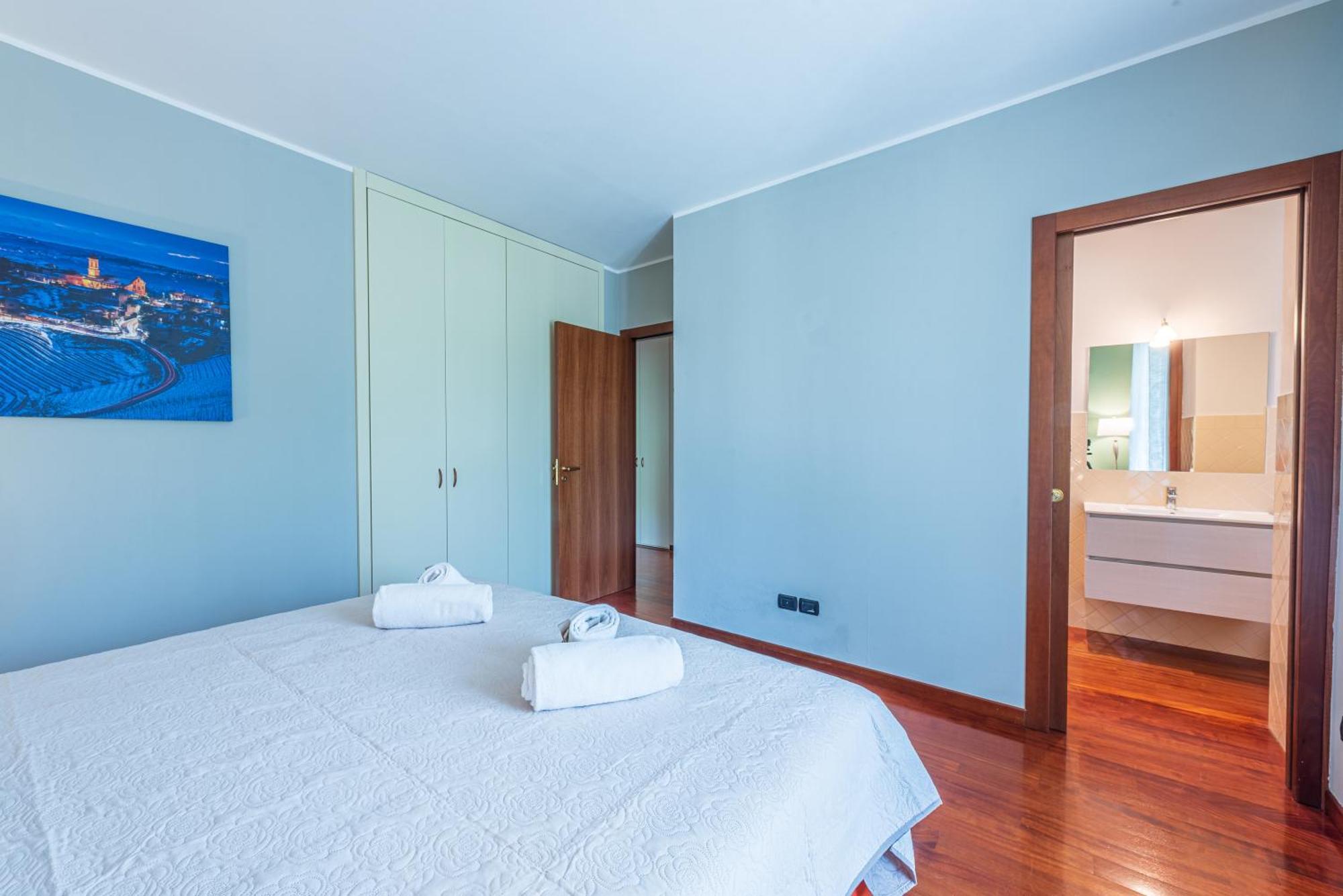 Villa Cornelia , Entire Villa With Private Pool Corneliano d'Alba Ngoại thất bức ảnh